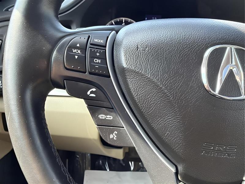 Acura ILX 8-Spd AT w/ Premium Package 2017