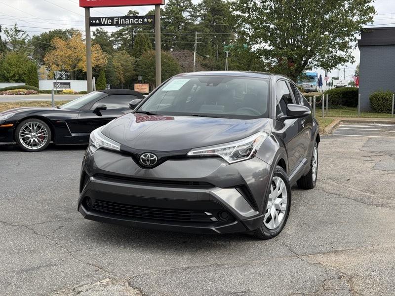 Toyota C-HR LE 2019