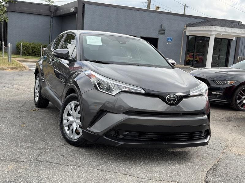 Toyota C-HR LE 2019