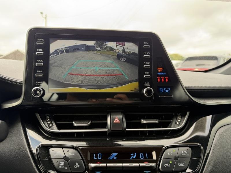Toyota C-HR LE 2019
