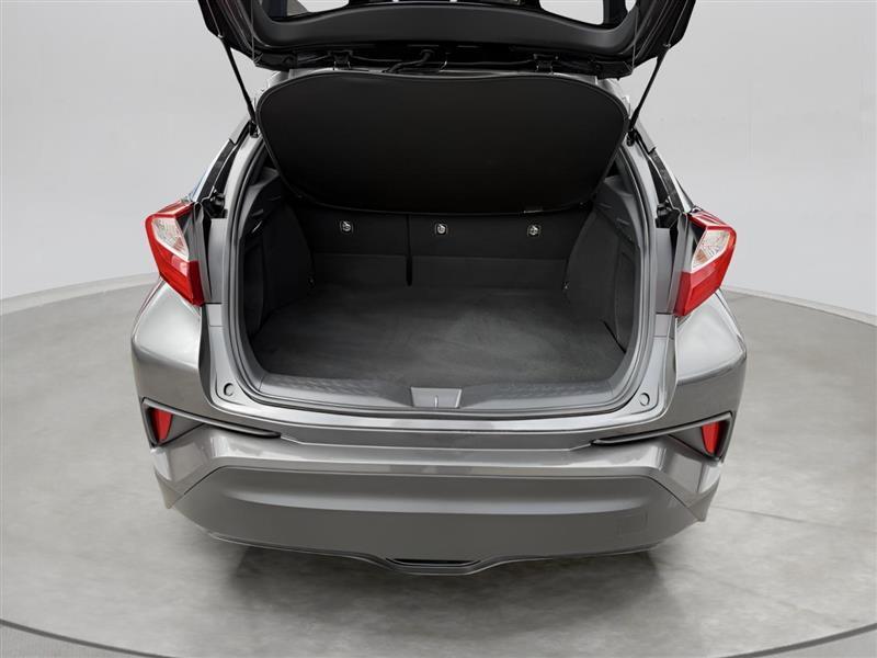 Toyota C-HR LE 2019