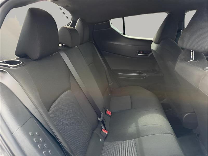Toyota C-HR LE 2019
