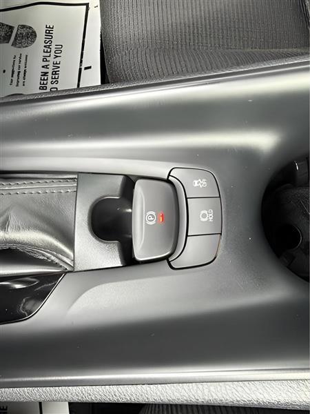 Toyota C-HR LE 2019