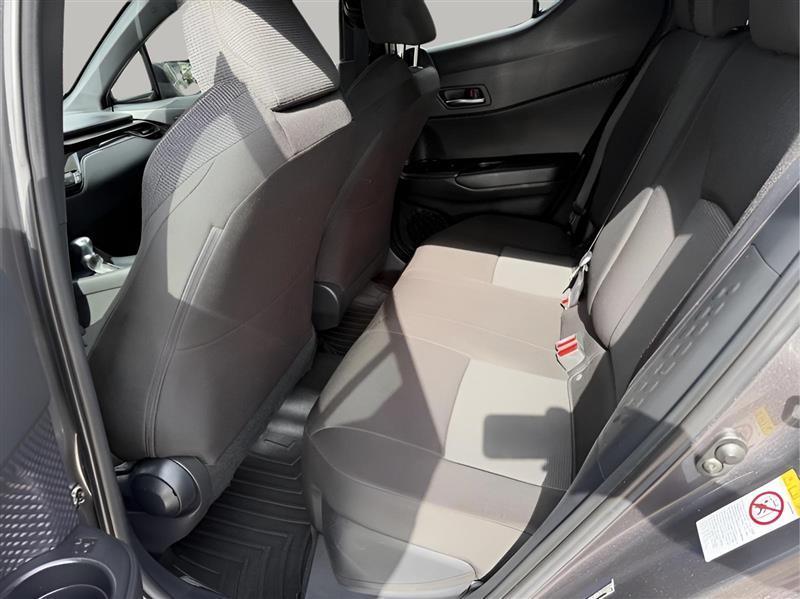 Toyota C-HR LE 2019