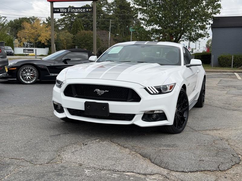 Ford Mustang GT Premium Coupe 2017