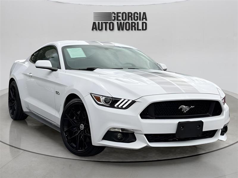 Ford Mustang GT Premium Coupe 2017