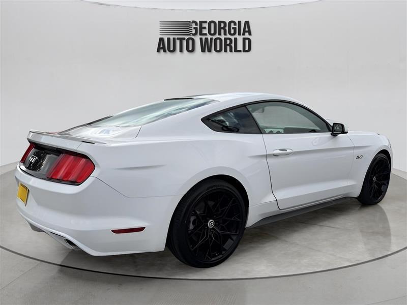 Ford Mustang GT Premium Coupe 2017