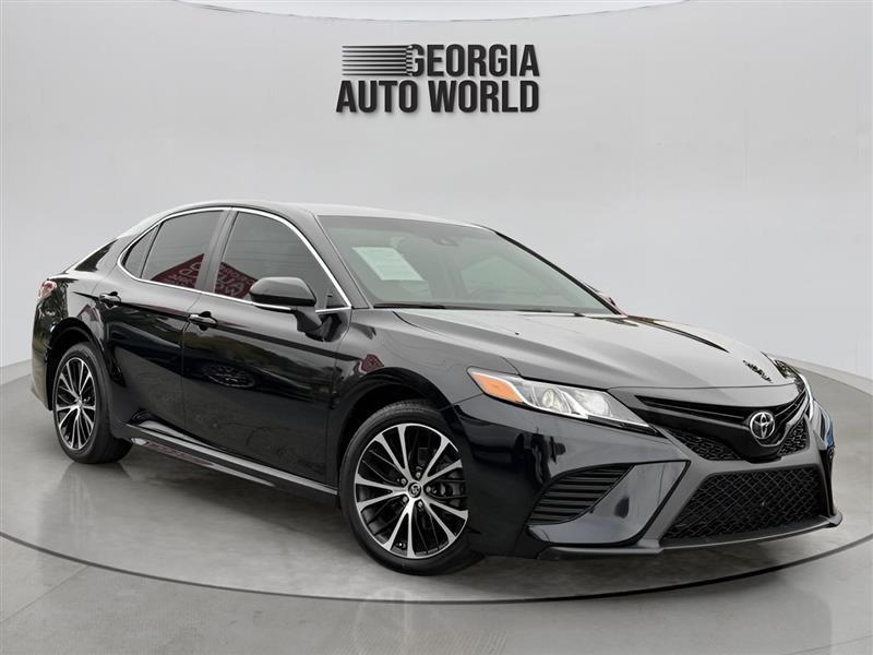 Toyota Camry 4dr Sdn I4 Auto SE (Natl) 2019
