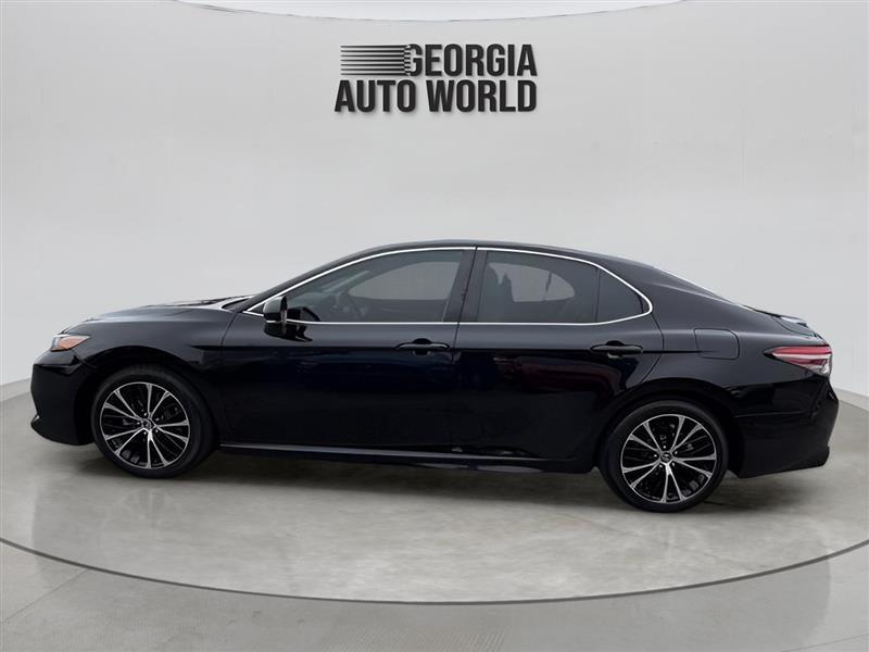 Toyota Camry 4dr Sdn I4 Auto SE (Natl) 2019