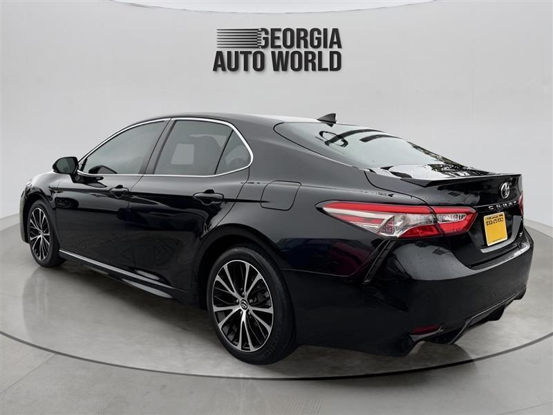 Toyota Camry 4dr Sdn I4 Auto SE (Natl) 2019