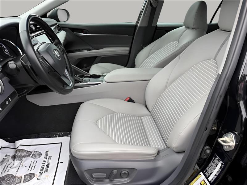 Toyota Camry 4dr Sdn I4 Auto SE (Natl) 2019