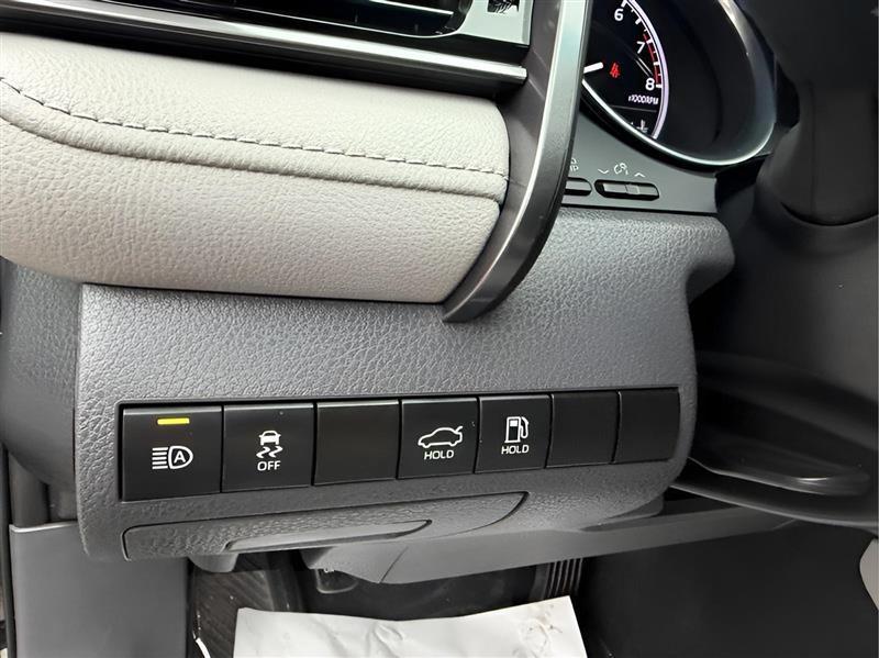 Toyota Camry 4dr Sdn I4 Auto SE (Natl) 2019