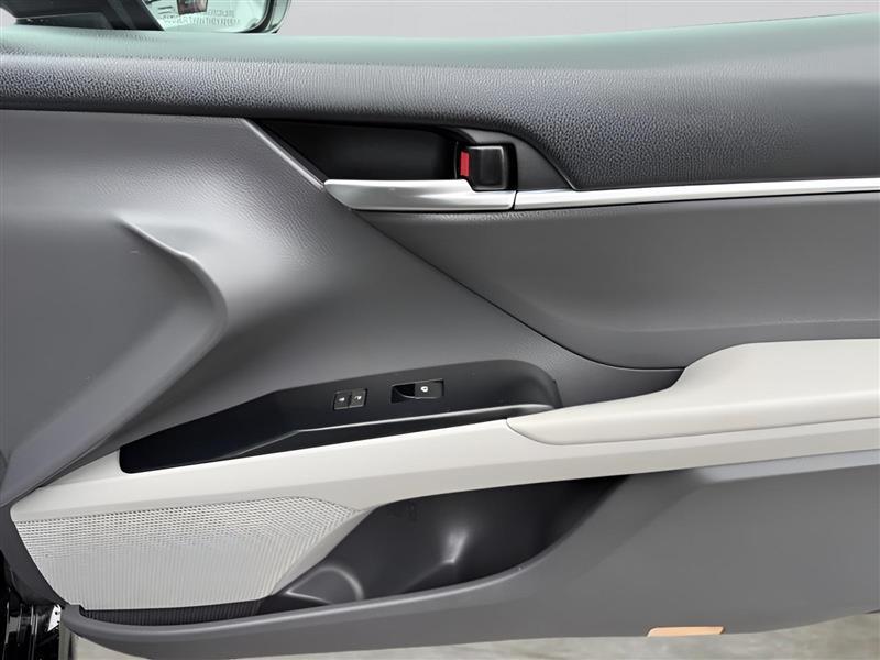 Toyota Camry 4dr Sdn I4 Auto SE (Natl) 2019