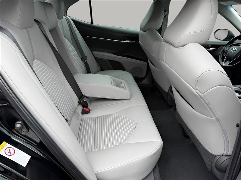 Toyota Camry 4dr Sdn I4 Auto SE (Natl) 2019