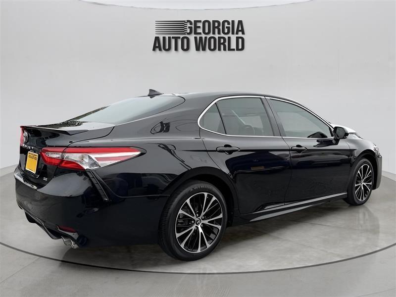 Toyota Camry 4dr Sdn I4 Auto SE (Natl) 2019