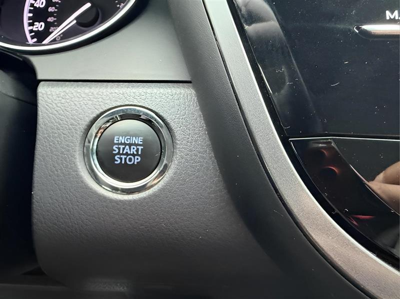 Toyota Camry 4dr Sdn I4 Auto SE (Natl) 2019