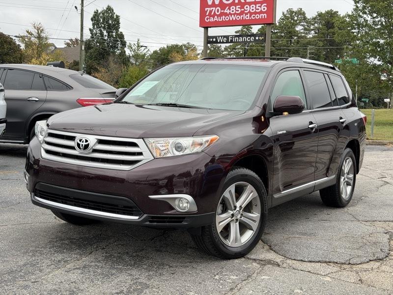 Toyota Highlander Limited 2WD 2011