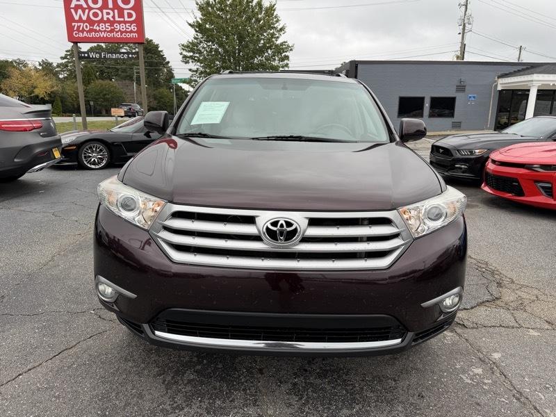 Toyota Highlander Limited 2WD 2011