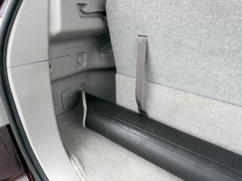 Toyota Highlander Limited 2WD 2011