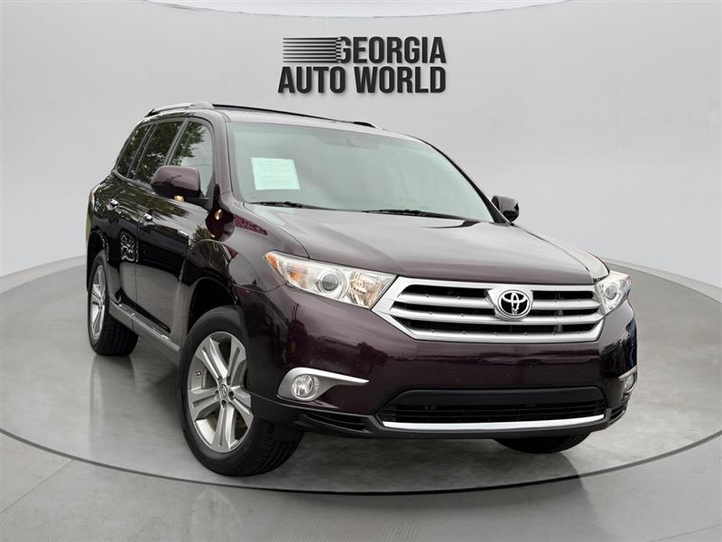 Toyota Highlander Limited 2WD 2011