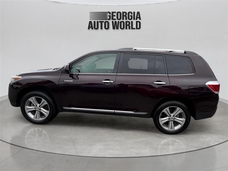 Toyota Highlander Limited 2WD 2011