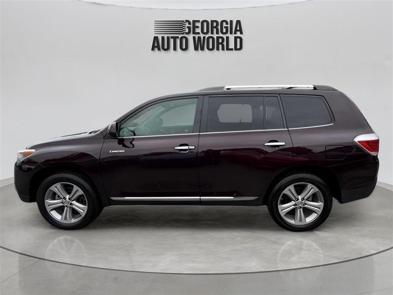 Toyota Highlander Limited 2WD 2011