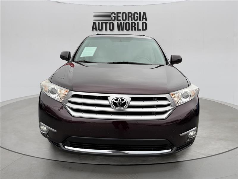 Toyota Highlander Limited 2WD 2011