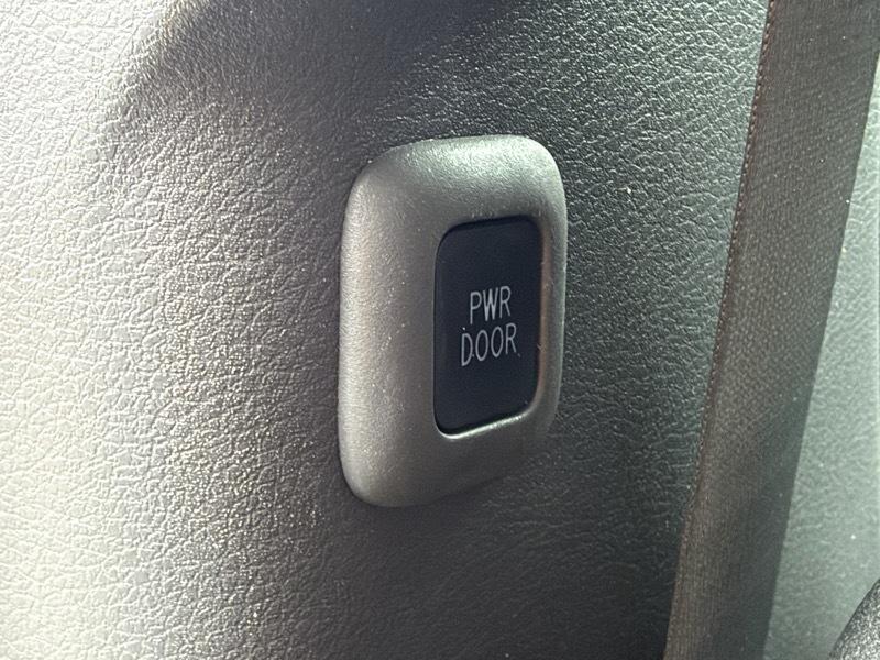 Toyota Sienna LE 8-Passenger 2022