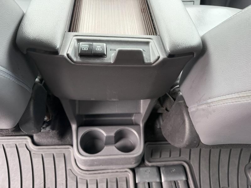 Toyota Sienna LE 8-Passenger 2022