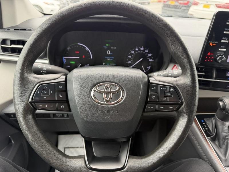 Toyota Sienna LE 8-Passenger 2022