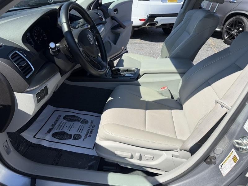 Acura RDX 6-Spd AT w/ Technology Package 2017