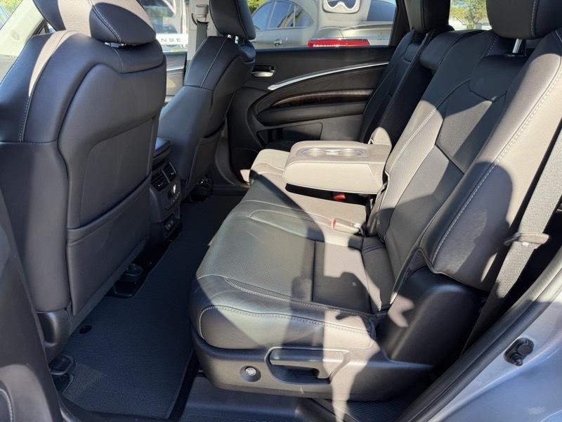 Acura MDX SH-AWD 9-Spd AT w/Tech Package 2020