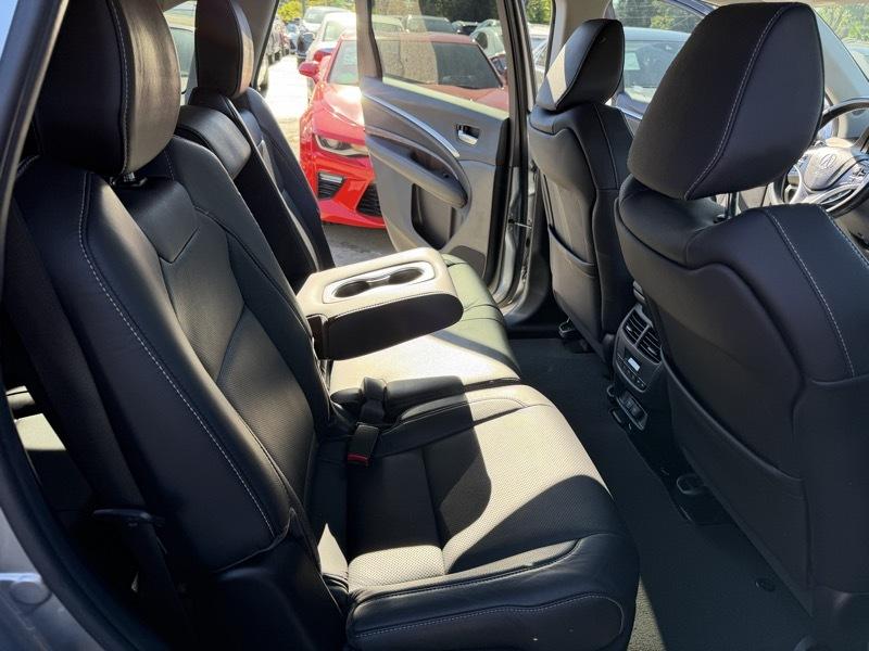 Acura MDX SH-AWD 9-Spd AT w/Tech Package 2020