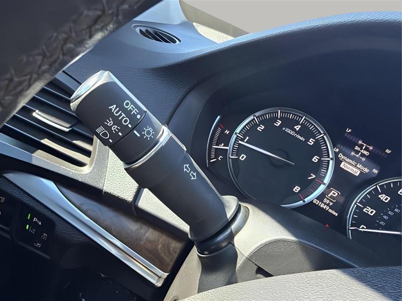 Acura MDX SH-AWD 9-Spd AT w/Tech Package 2020