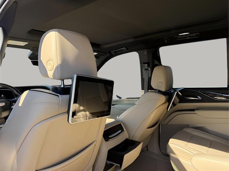 Cadillac Escalade Premium Luxury AWD 2021