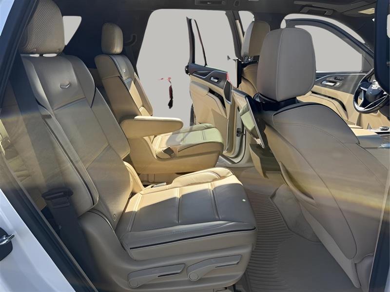 Cadillac Escalade Premium Luxury AWD 2021