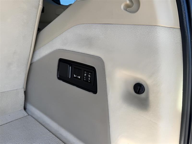 Cadillac Escalade Premium Luxury AWD 2021