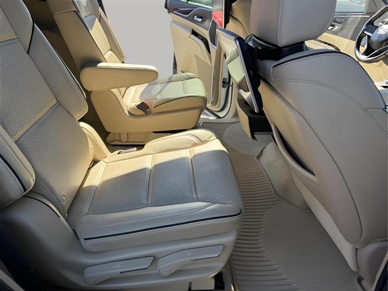 Cadillac Escalade Premium Luxury AWD 2021