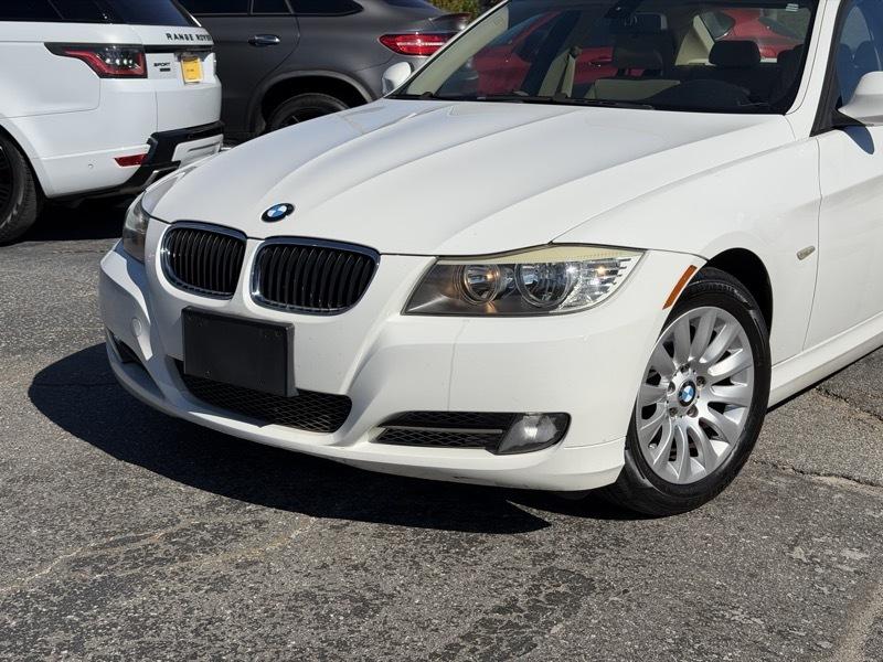 BMW 3-Series 328i 2009