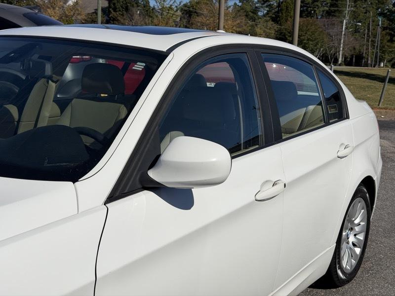 BMW 3-Series 328i 2009