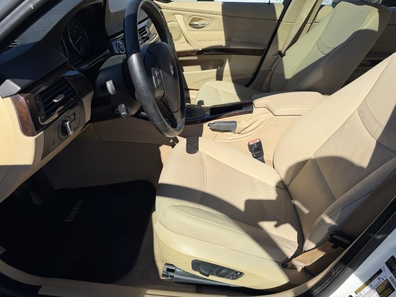 BMW 3-Series 328i 2009