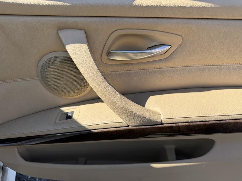 BMW 3-Series 328i 2009