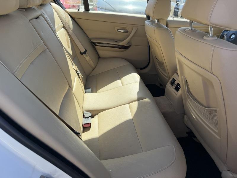 BMW 3-Series 328i 2009
