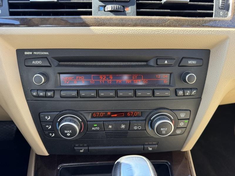 BMW 3-Series 328i 2009