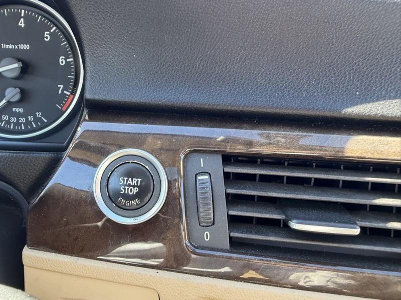 BMW 3-Series 328i 2009