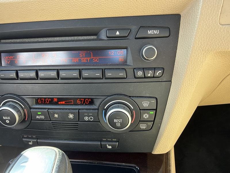 BMW 3-Series 328i 2009
