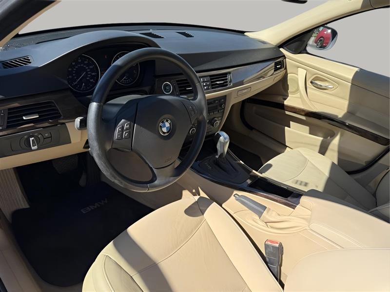BMW 3-Series 328i 2009
