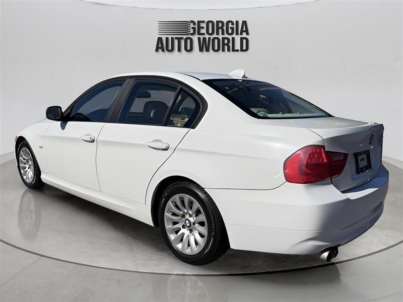 BMW 3-Series 328i 2009