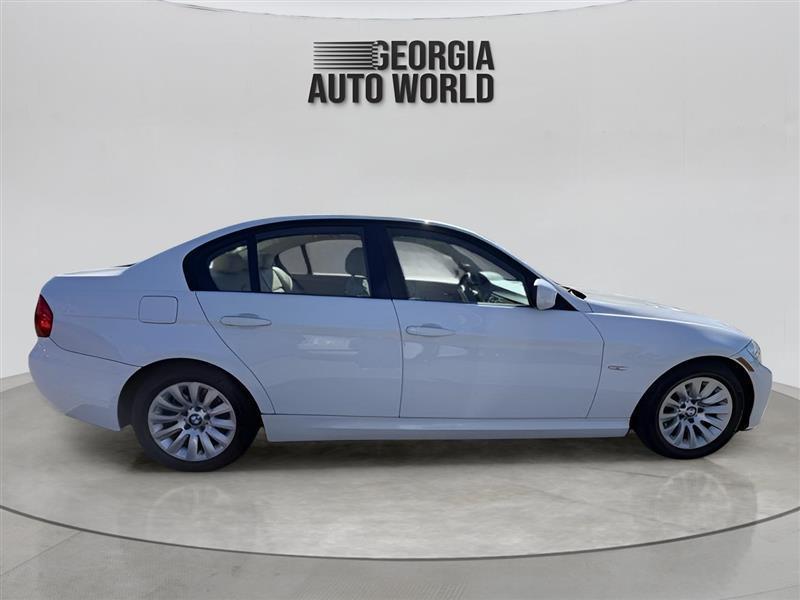BMW 3-Series 328i 2009