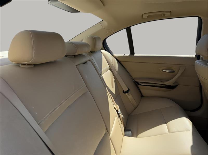 BMW 3-Series 328i 2009